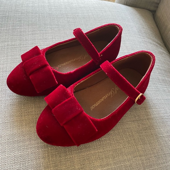 Age of Innocence ELLEN VELVET RED Shoes - Picture 3 of 11